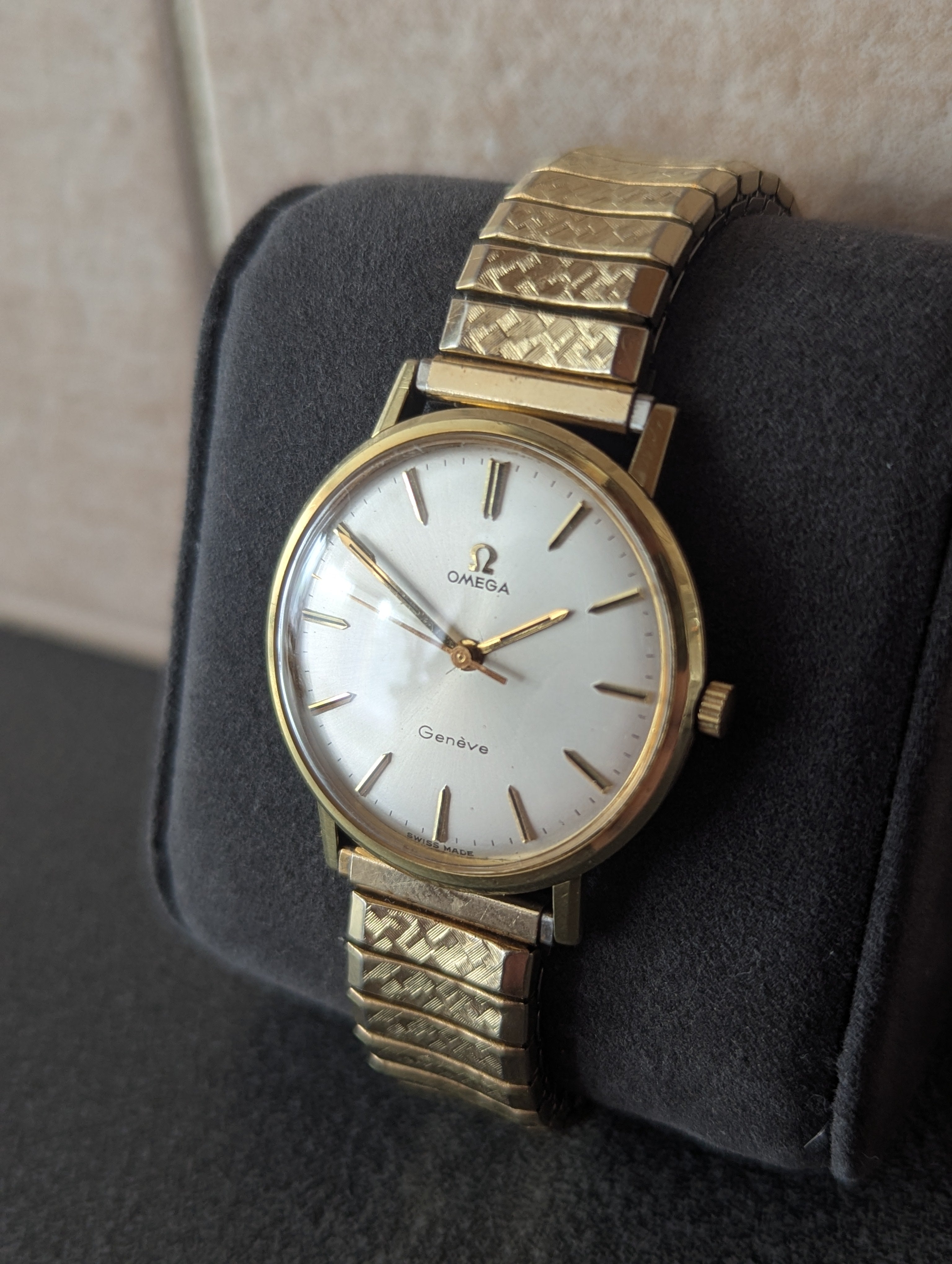 Omega Geneve Manual Wind Men's Watch