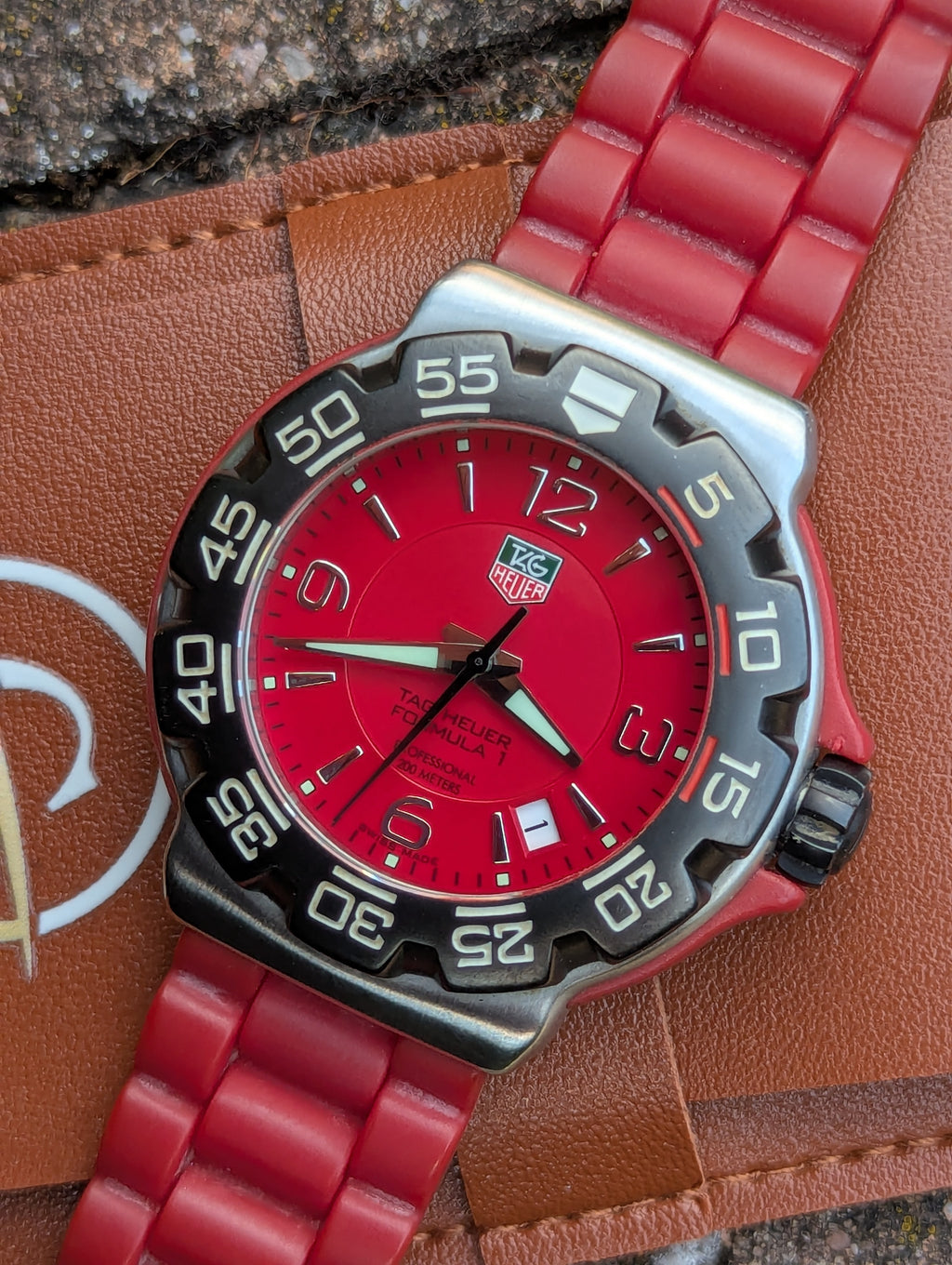 TAG Heuer Formula 1 WAC1113-0 Red Dial Quartz Watch