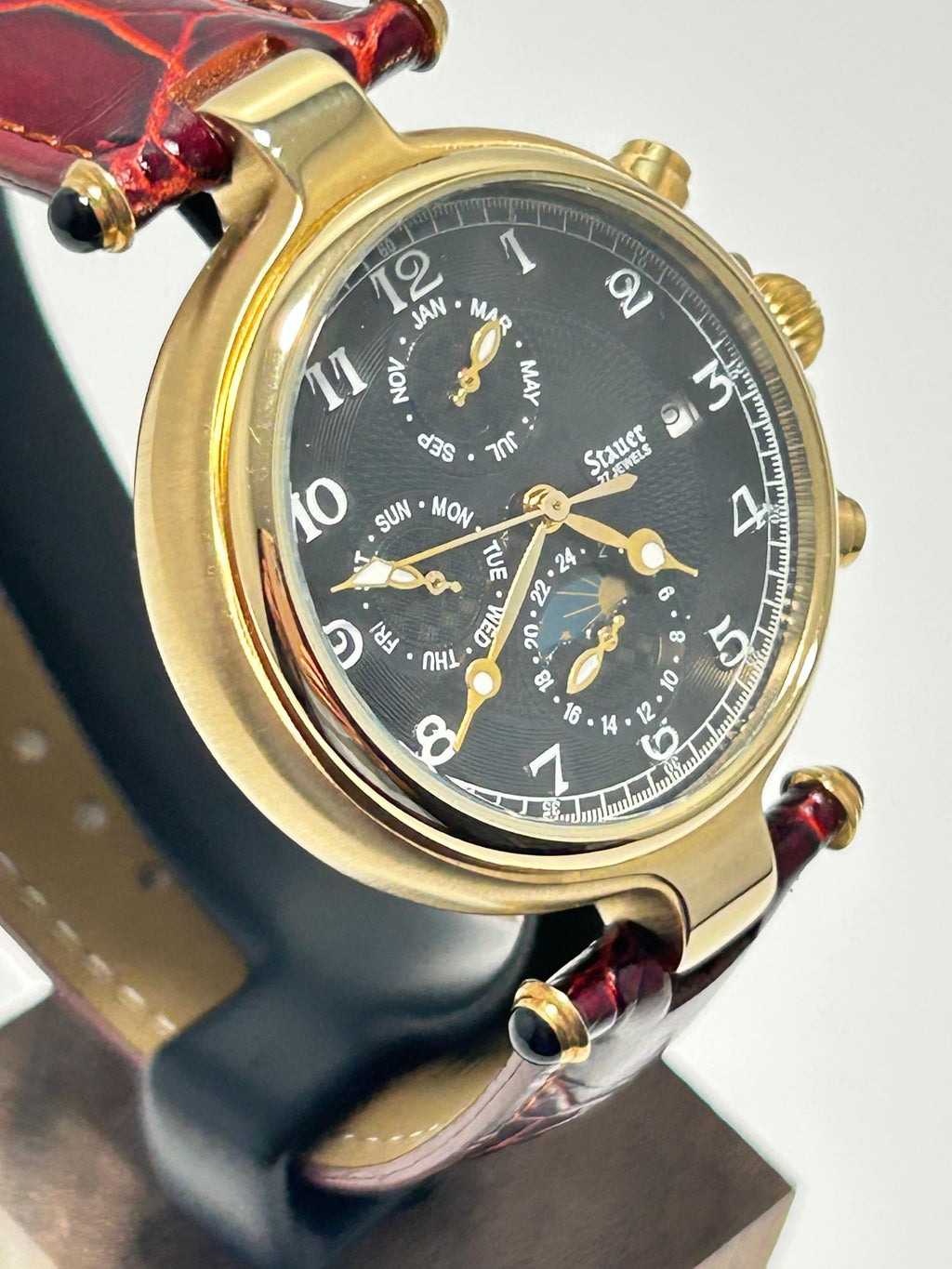 Stauer Noire Automatic Men's Watch