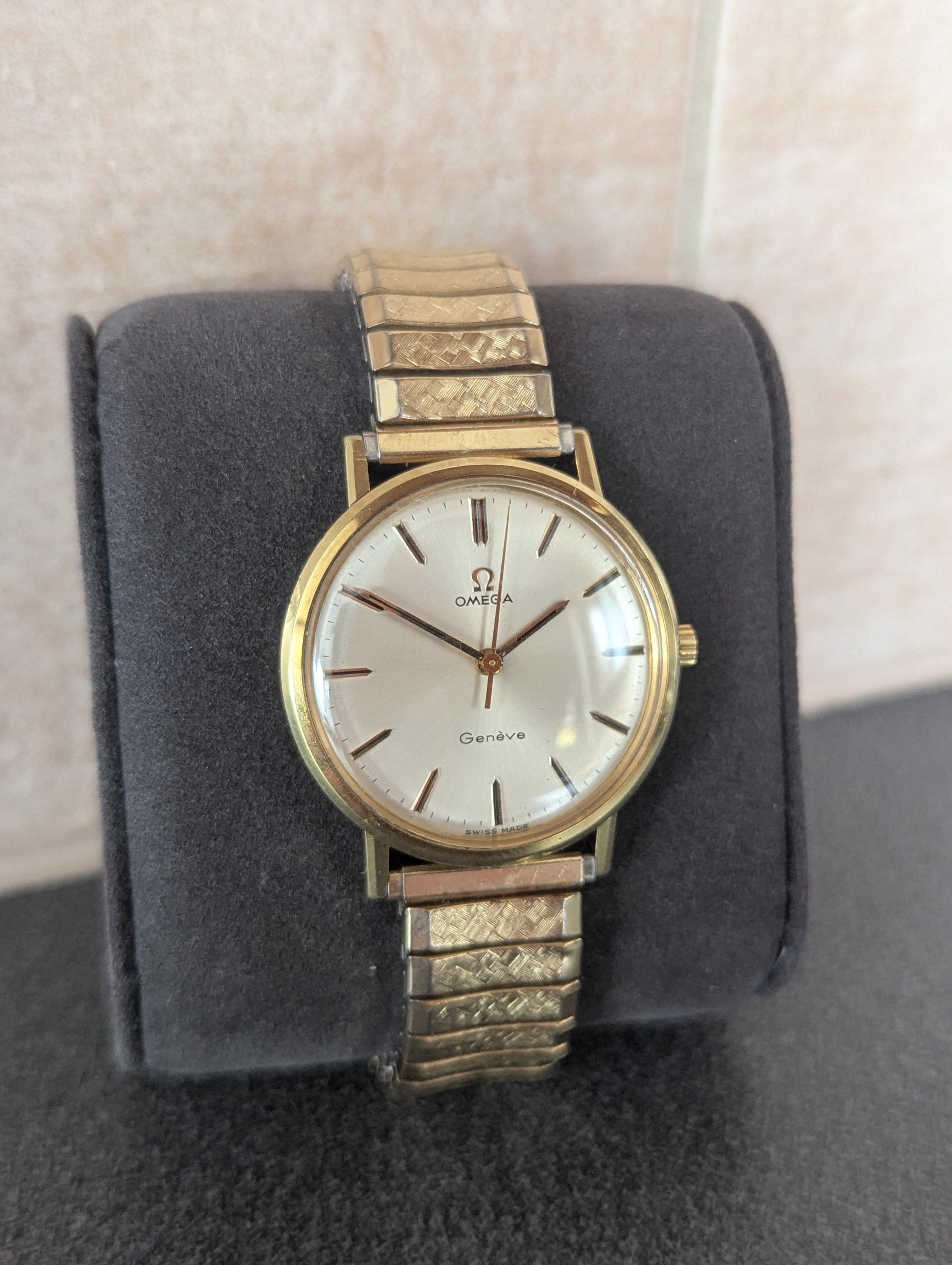 Omega Geneve Manual Wind Men's Watch