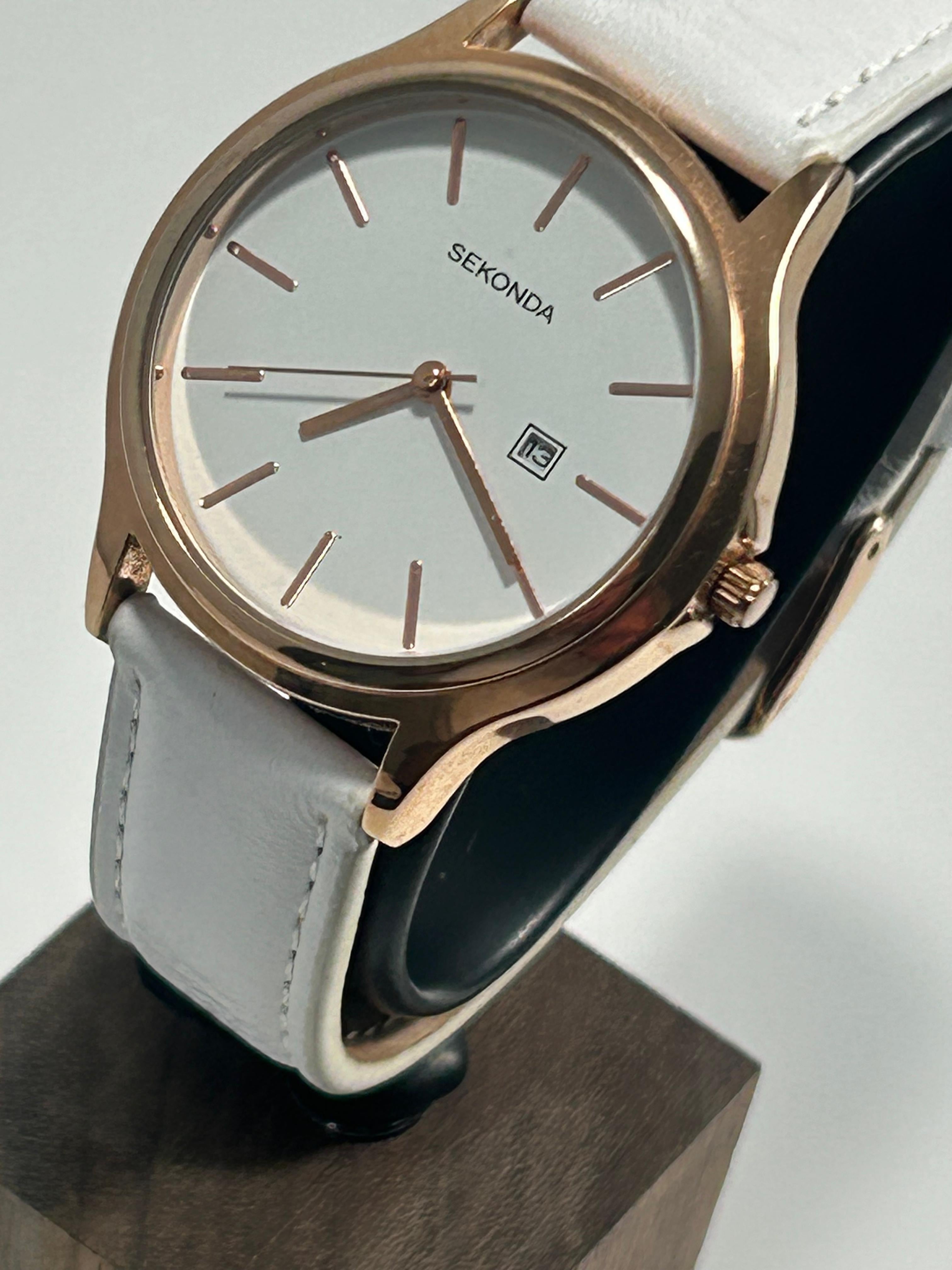 Sekonda Classic Quartz — Rose Gold-Tone, White Dial, Date, White Leather Strap