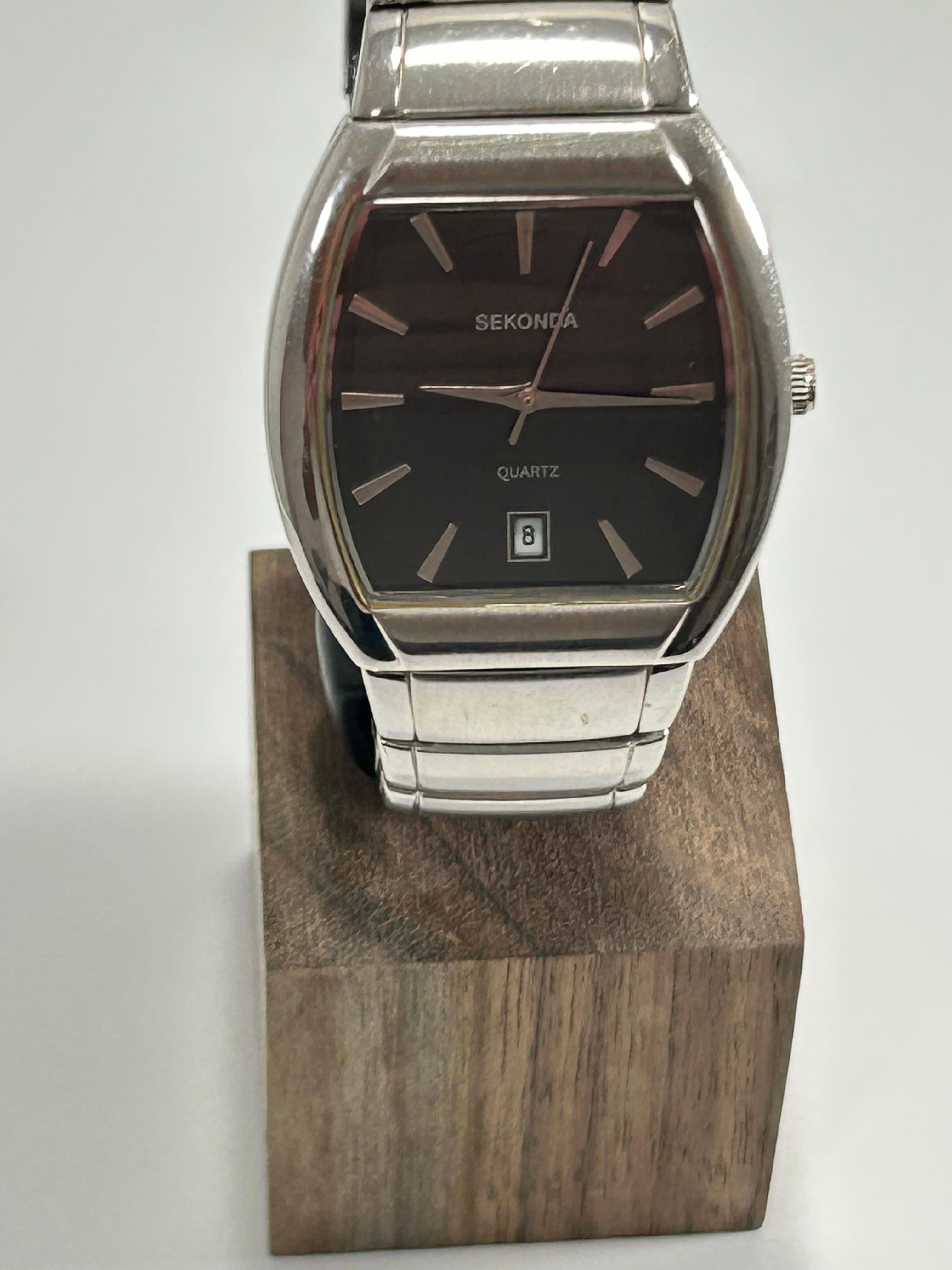 Sekonda Quartz Tonneau Men's Watch — Stainless Steel, Black Dial, Rose Gold-Tone Indices, Date, Steel Bracelet