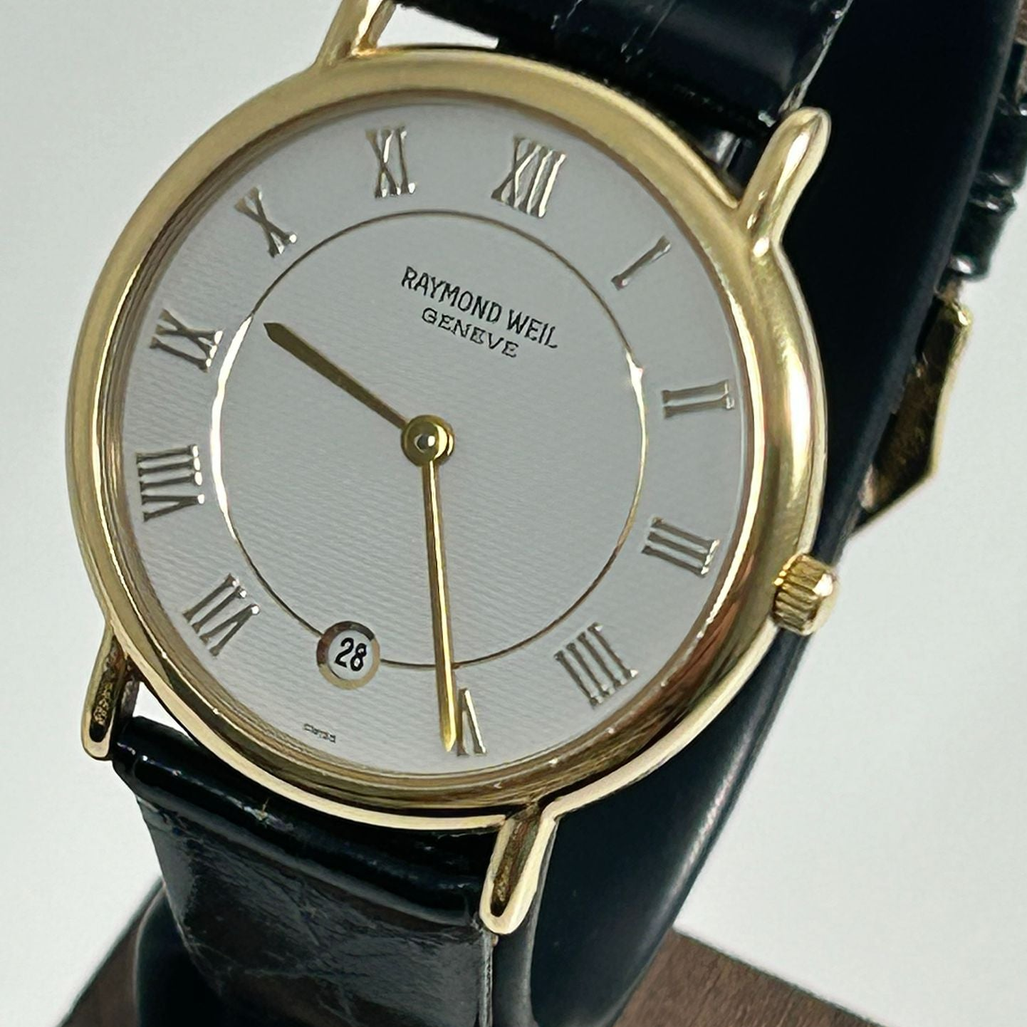 Vintage Raymond Weil Geneve 9142 Men’s Watch - Gold Plated, 32mm, White Dial Roman, Date, Boxed