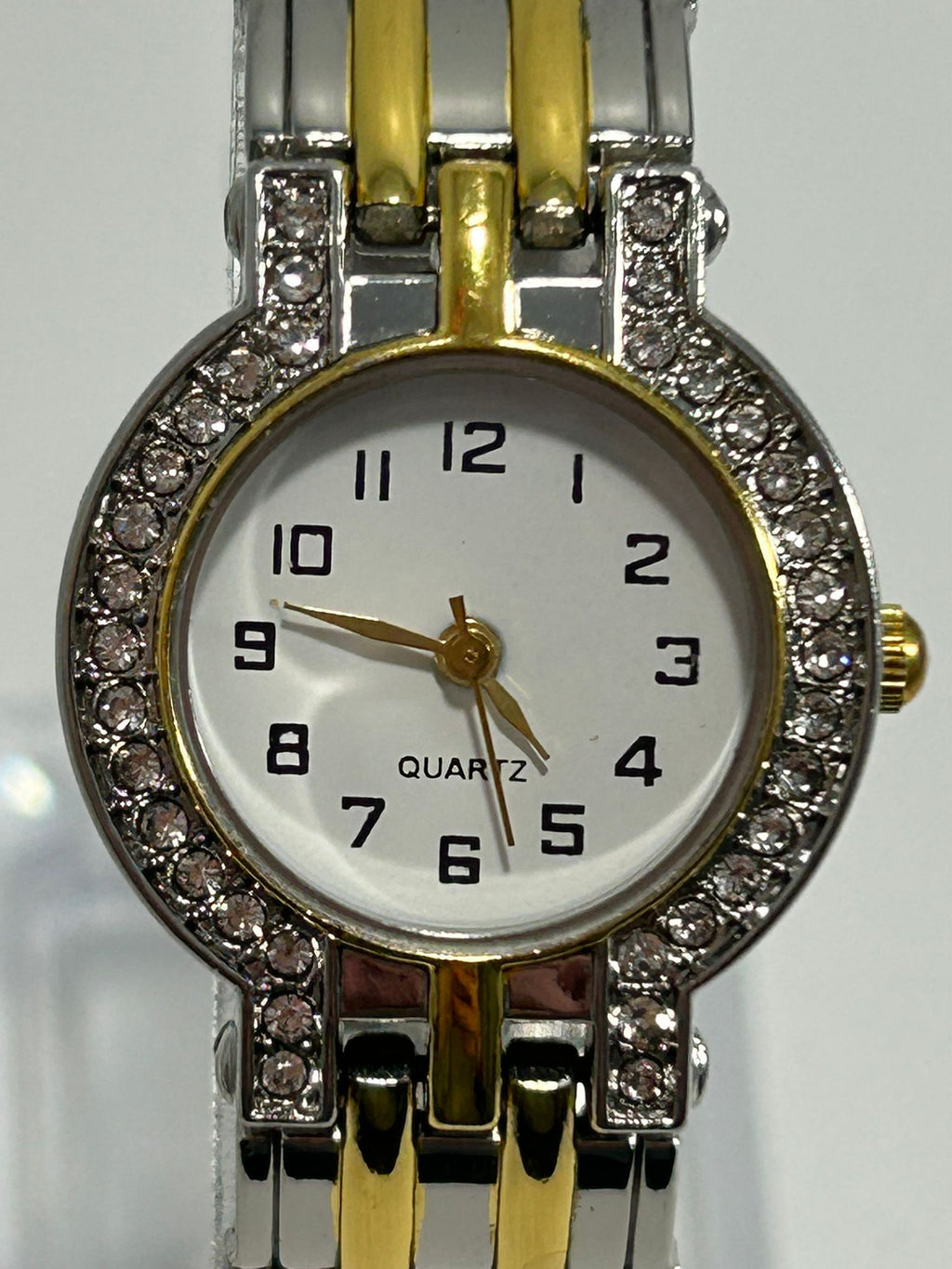 Vintage Ladies Two-Tone Quartz Watch – Gemstone Bezel, Stainless Steel Bracelet