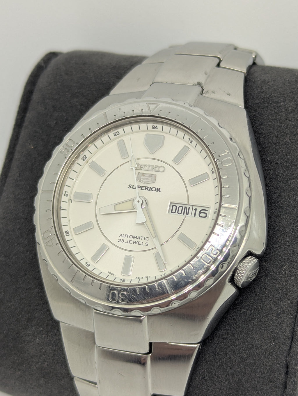 Seiko 5 Superior