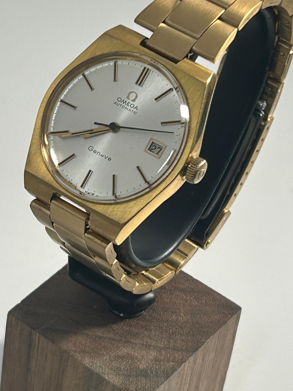 1970's Omega Genève Automatic 166.099 - Gold Plated, Date, Vintage Men’s Watch