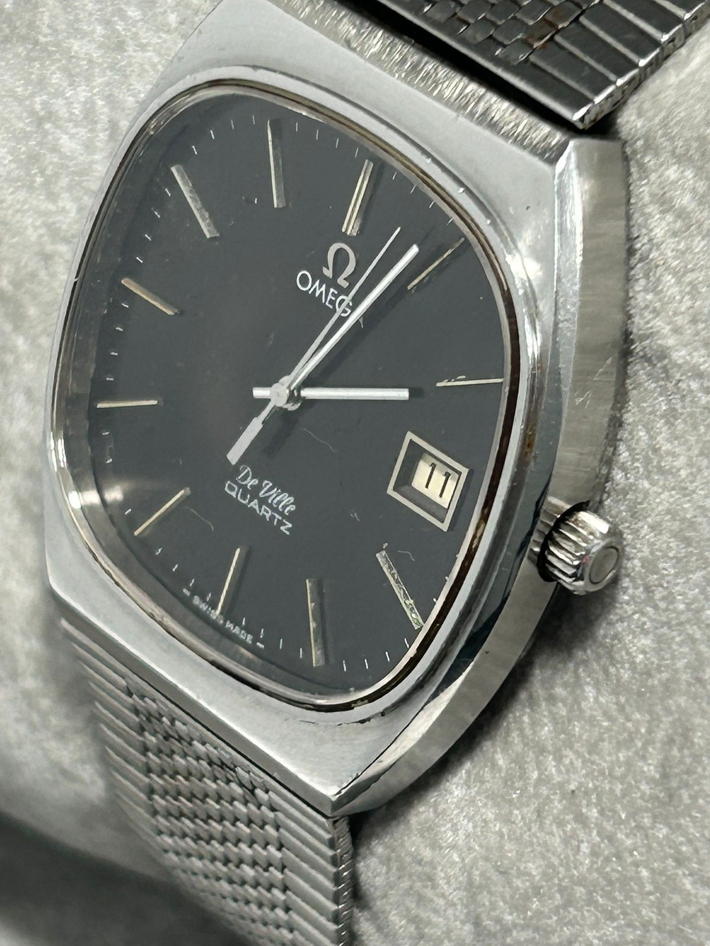Vintage Omega De Ville Quartz Ref. 192.0035 – Cal. 1342 – Black Dial – Stainless Steel