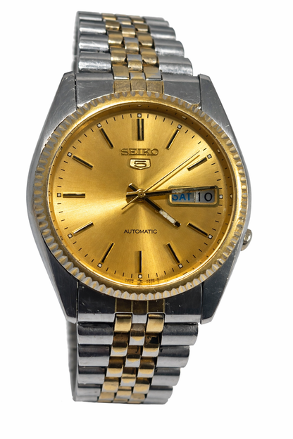 Vintage Seiko 5 Automatic – Gold Dial, Fluted Bezel