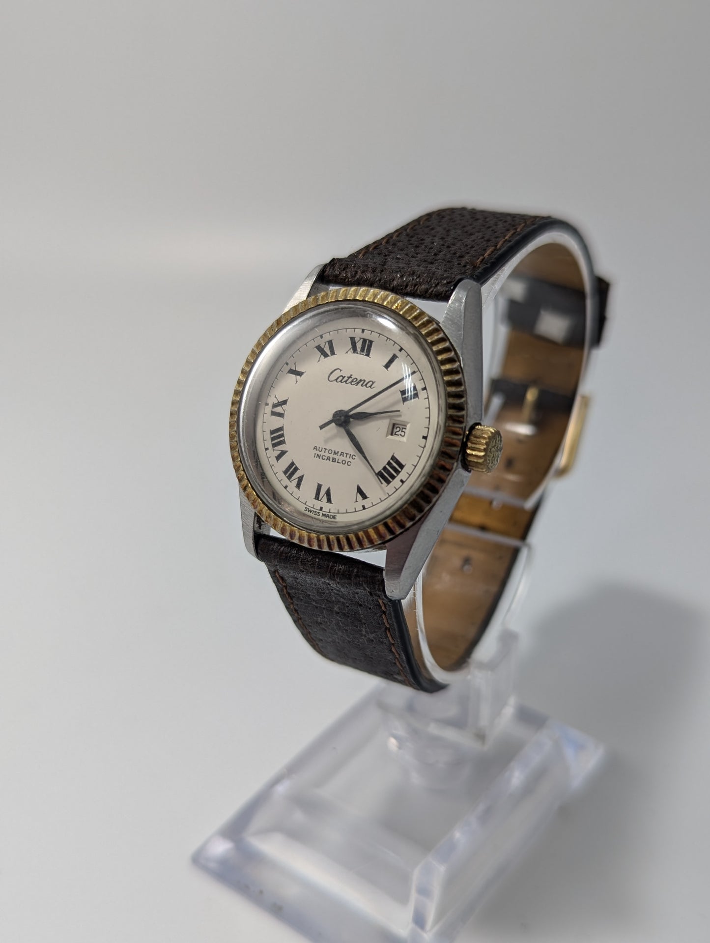 Vintage Catena Gold Tone Fluted Bezel Automatic Wrist Watch