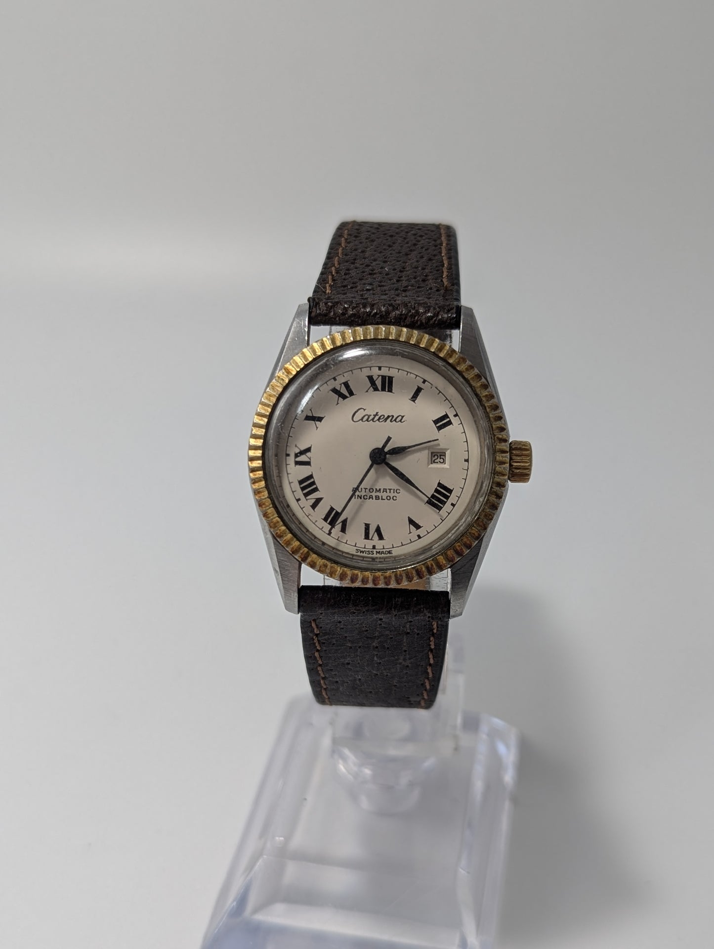 Vintage Catena Gold Tone Fluted Bezel Automatic Wrist Watch