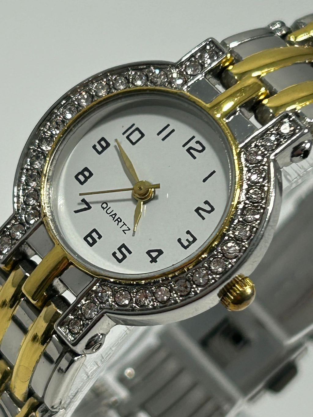 Vintage Ladies Two-Tone Quartz Watch – Gemstone Bezel, Stainless Steel Bracelet