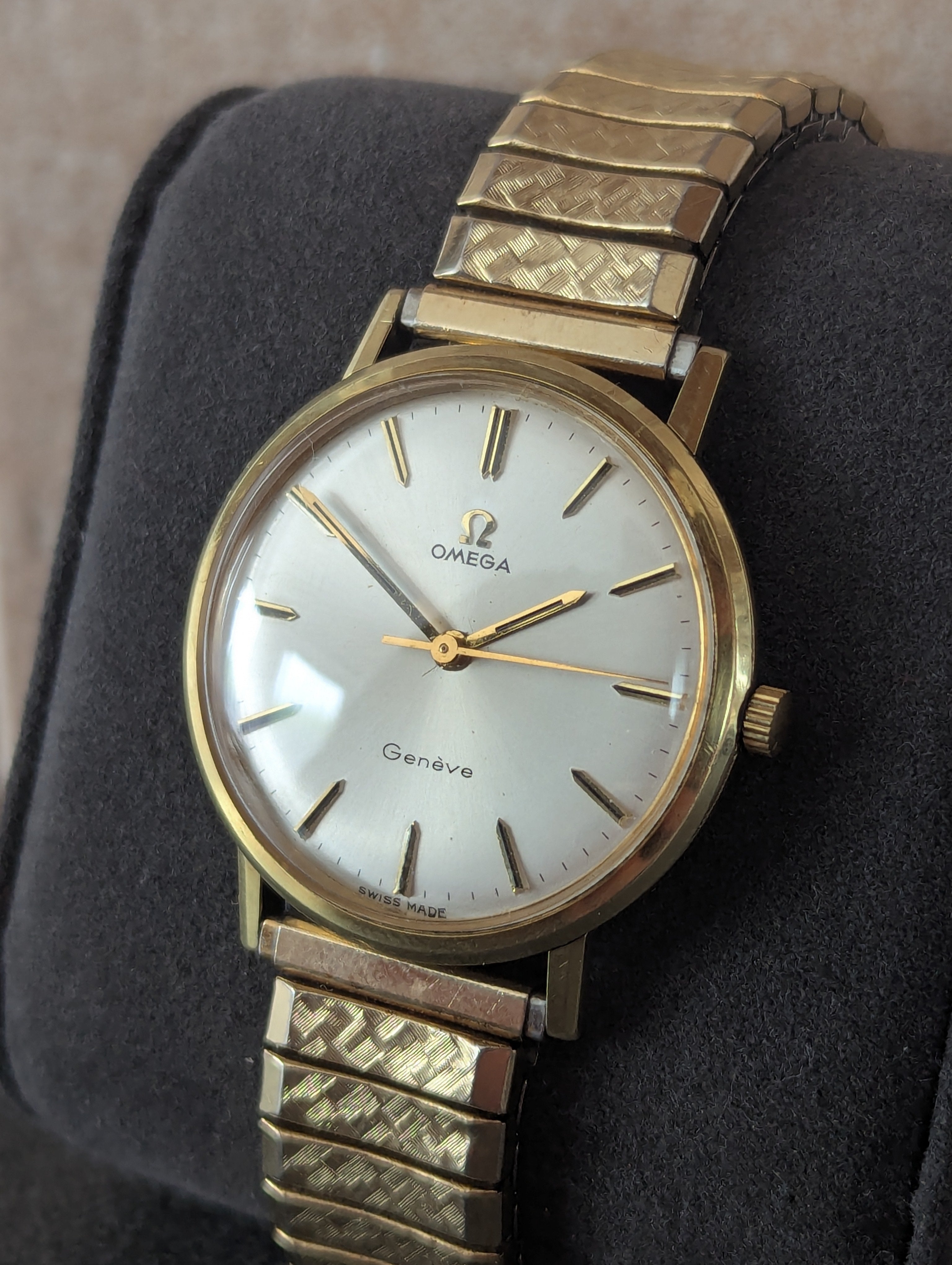 Omega Geneve Manual Wind Men's Watch