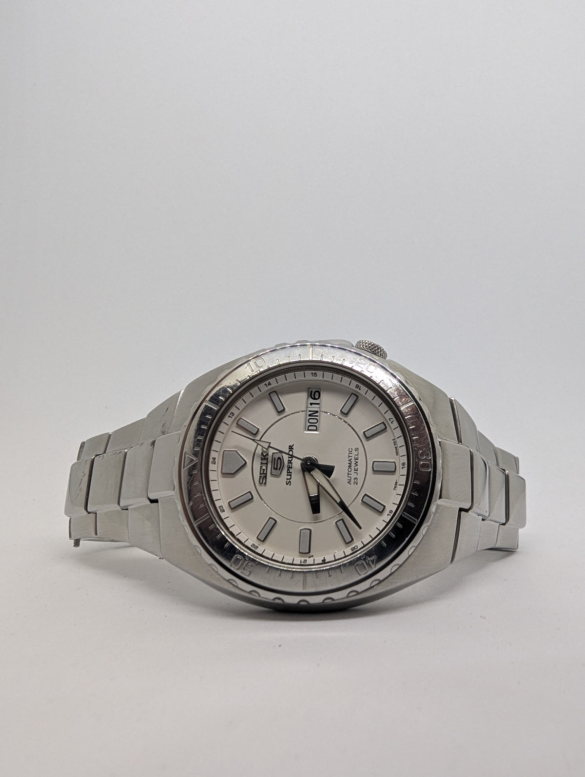 Seiko 5 Superior